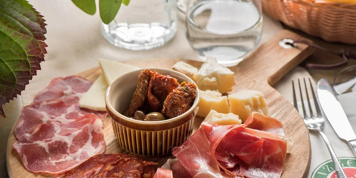 Ochutnejte Itálii: otevřené vouchery do pizzerie v Krumlově na 1000 i 2000 Kč