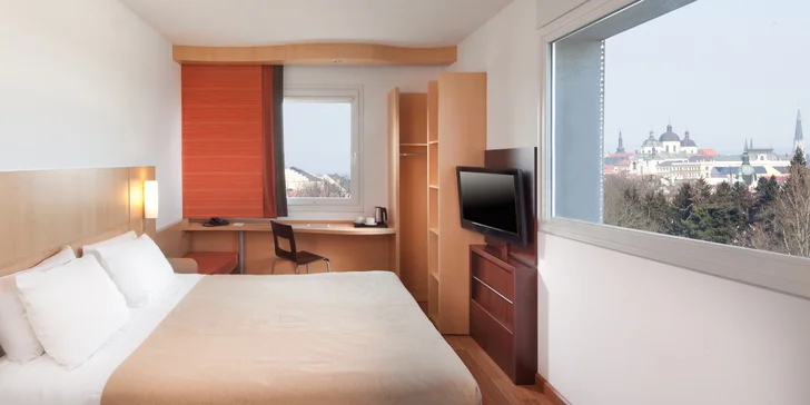 Dovolená v srdci Olomouce: 3* hotel se snídaní