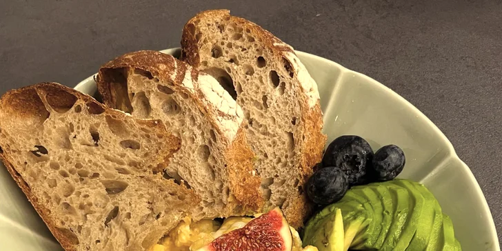 Otevřené vouchery v hodnotě 200-600 Kč na dobroty i nápoje z Le Bistro