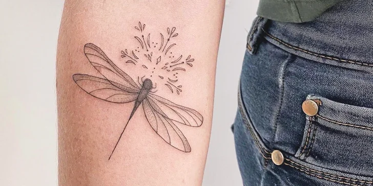 Tetování: mini do 3 cm nebo libovolné v hodnotě 1 000 nebo 2 000 Kč