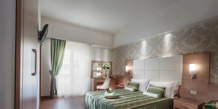 Italský Jadran: 4* hotel nedaleko Rimini, neomezeně wellness i polopenze