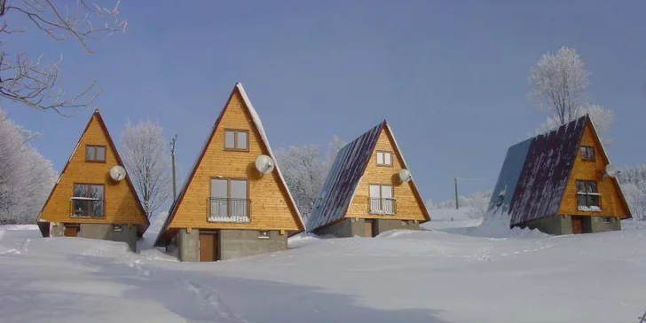 Zrekonstruované chaty v Čenkovicích: až pro 6 osob, vč. kuchyně a koupelny, 9 km od Jablonného nad Orlicí