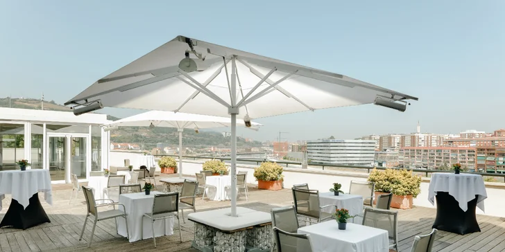 Poznejte španělské Bilbao: moderní 4* hotel v centru města, snídaně, výlety do muzea i na vyhlídku