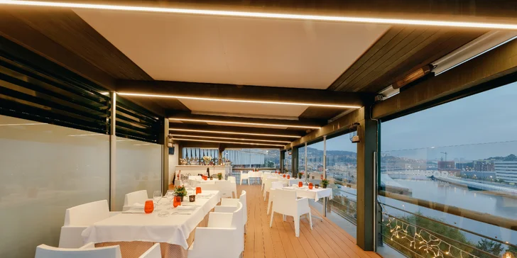 Poznejte španělské Bilbao: moderní 4* hotel v centru města, snídaně, výlety do muzea i na vyhlídku