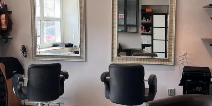 Hýčkání pro vaše vlasy: kadeřnická péče se střihem, keratinovým zábalem i barvou pro dámy