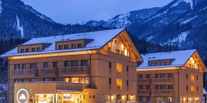 Ski opening v rakouském Hinterstoderu: ubytování bez jídla i s polopenzí, wellness, skipas a program v ceně