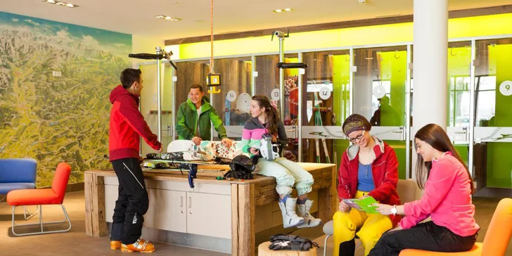 Ski opening v rakouském Hinterstoderu: ubytování bez jídla i s polopenzí, wellness, skipas a program v ceně