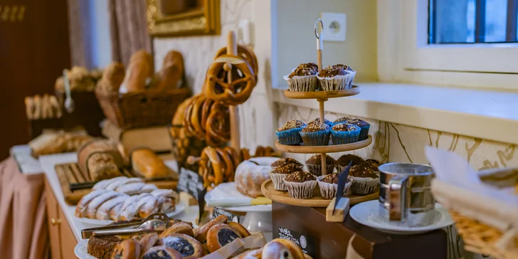 Legendární Grand Hotel International v Praze: pobyt se snídaní i michelinskou večeří, skvělá dostupnost do centra