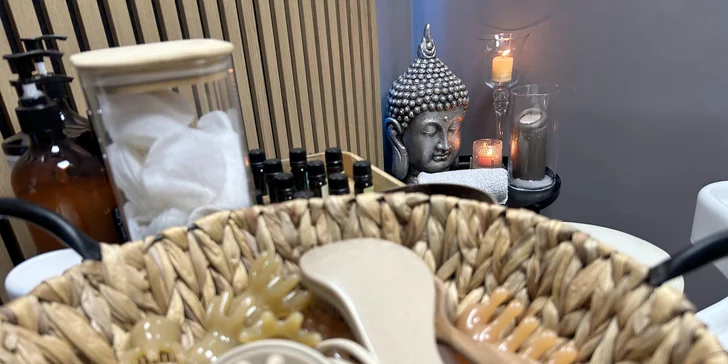 Japonská relaxační terapie Head Spa v salonu na Chodově: 60 nebo 90 min.
