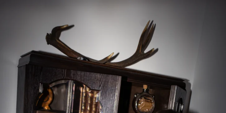 Úniková hra Templáři & tajuplný řád Asasínů na Vinohradech pro 2–6 hráčů