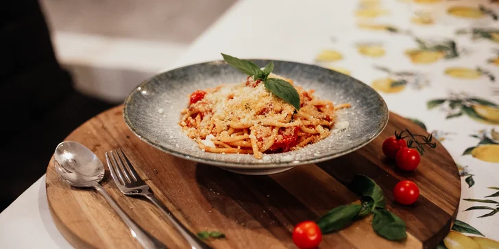 Pizza nebo pasta dle výběru z pravých italských surovin pro 1 nebo 2 osoby