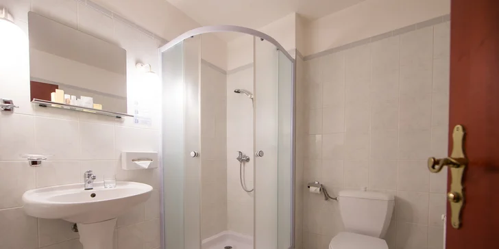 Pobyt ve Františkových Lázních: snídaně či plná penze, bazén i procedury