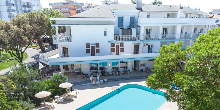 K moři do Itálie: family hotel u pláže, bazén, animační program a plná či polopenze