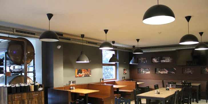 Vepřová panenka nebo masové prkno s pivem pro 2 osoby: krkovička, kuřecí i svíčková