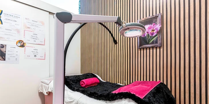 Zajistěte si výrazný pohled bez líčidel: prodloužení řas metodou Natural Volume i Mega Volume