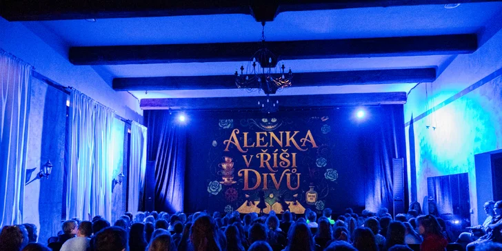 Vstupenka na divadelní představení Alenka v říši divů v černém divadle
