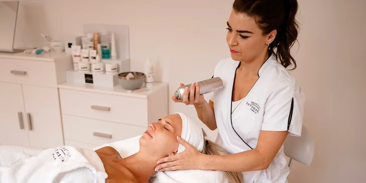 Základní kosmetické ošetření, laminace, barvení a úprava obočí i lash lifting