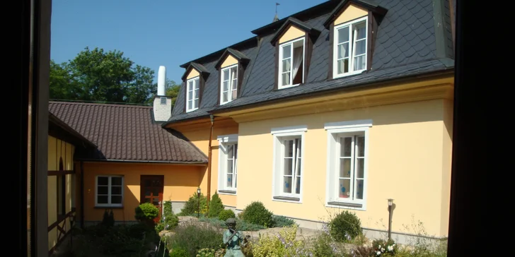 Lázeňský pobyt v Klášterci nad Ohří: snídaně či polopenze, vstup do bazénu s vířivkou a solné jeskyně