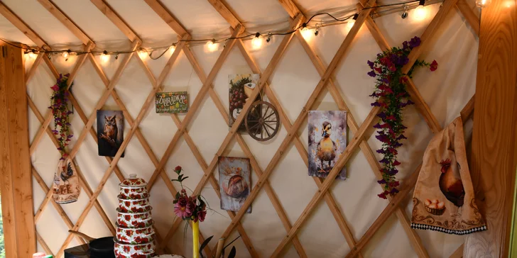 Jurta v Toulavě: areál statku uprostřed přírody a vyžití pro děti