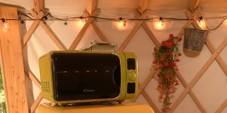 Jurta v Toulavě: areál statku uprostřed přírody a vyžití pro děti