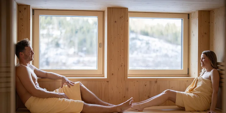 Ski opening v rakouském Hinterstoderu: ubytování bez jídla i s polopenzí, wellness, skipas a program v ceně