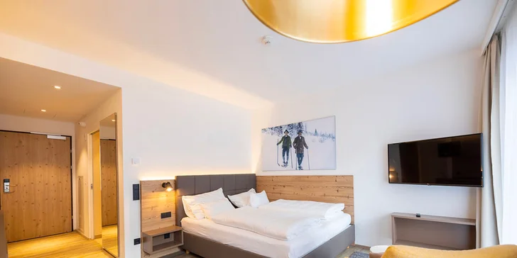 Ski opening v rakouském Hinterstoderu: ubytování bez jídla i s polopenzí, wellness, skipas a program v ceně