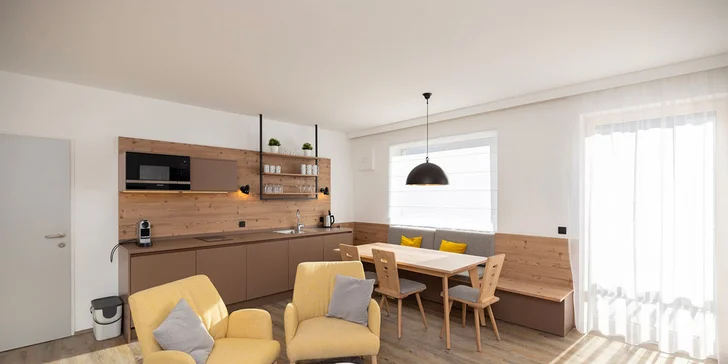 Ski opening v rakouském Hinterstoderu: ubytování bez jídla i s polopenzí, wellness, skipas a program v ceně