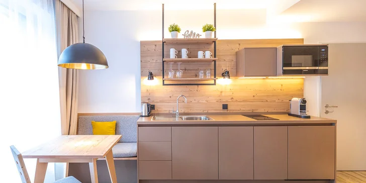 Ski opening v rakouském Hinterstoderu: ubytování bez jídla i s polopenzí, wellness, skipas a program v ceně