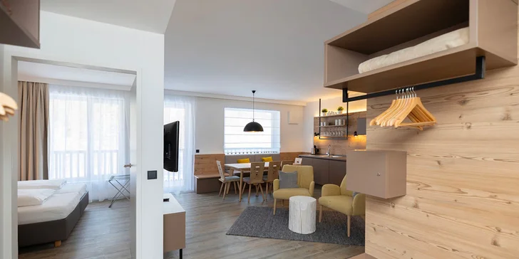 Ski opening v rakouském Hinterstoderu: ubytování bez jídla i s polopenzí, wellness, skipas a program v ceně