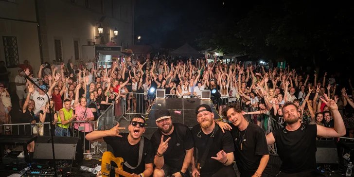 Ski opening v rakouském Hinterstoderu: ubytování bez jídla i s polopenzí, wellness, skipas a program v ceně