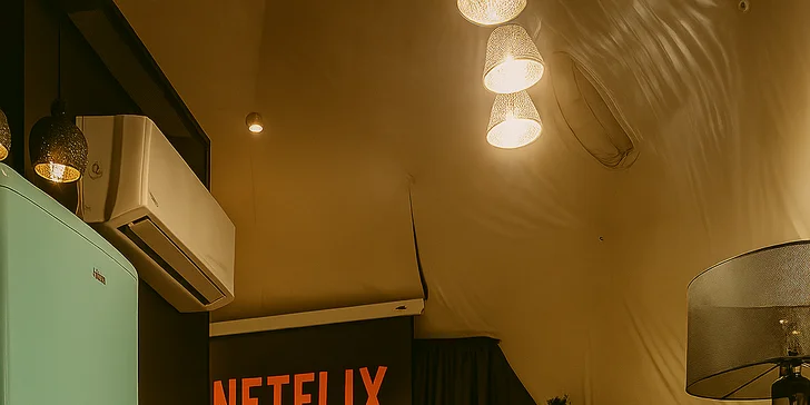 Pobyt ve Špindlerově Mlýně: moderní glampingový stan i privátní infrasauna