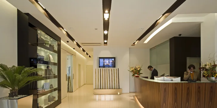 4* hotel se snídaní v historickém centru Rimini, cca 20 min. pěšky od pláže