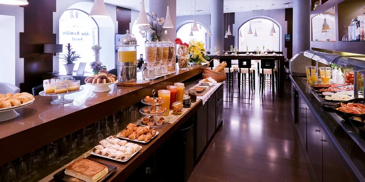 Pobyt v srdci Barcelony se snídaní: hotel pár minut od ulice La Rambla a 4 km od Sagrada Família