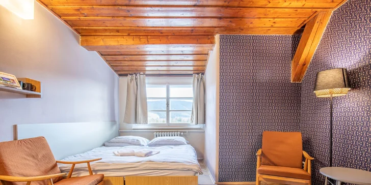 Aktivní dovolená v Orlických horách pro pár i rodinu: retro pokoj, studio či apartmán s kuchyňkou
