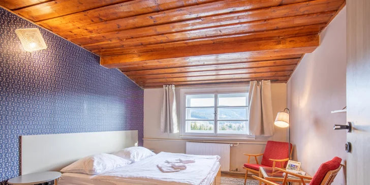 Aktivní dovolená v Orlických horách pro pár i rodinu: retro pokoj, studio či apartmán s kuchyňkou