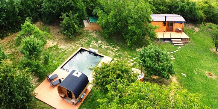 Relax na Vysočině: maringotka se snídaní a neomezeným privátním wellness