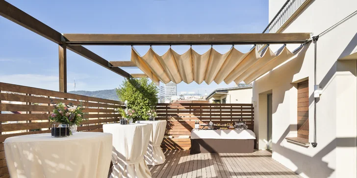 Dovolená v Barceloně: 4* hotel s bohatou snídaní a saunou, 2 km od Sagrada Família