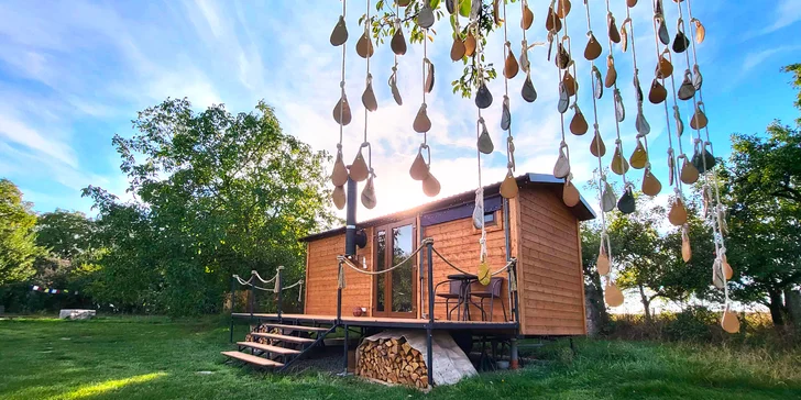 Relax na Vysočině: maringotka se snídaní a neomezeným privátním wellness