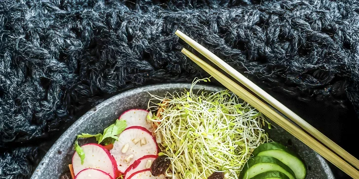 Speciální kurz přípravy sushi a poke bowls pro 1 nebo 2 osoby