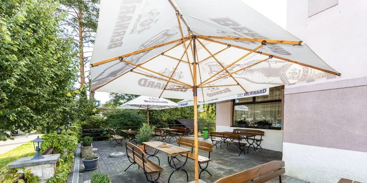 Pohodový pobyt v Českém Krasu: hotel v blízkosti Karlštejna, snídaně nebo polopenze