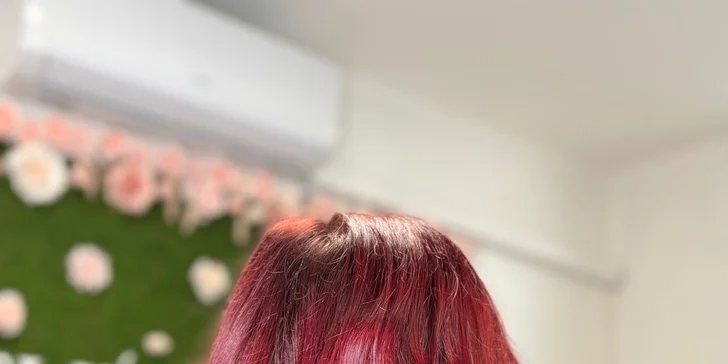 Kadeřnické balíčky pro nové klientky: relaxační mytí s Malibu C, střih nebo i barvení