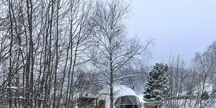 Glamping na severu Čech s rybníkem a horkou lázní: ubytování až pro 6 osob