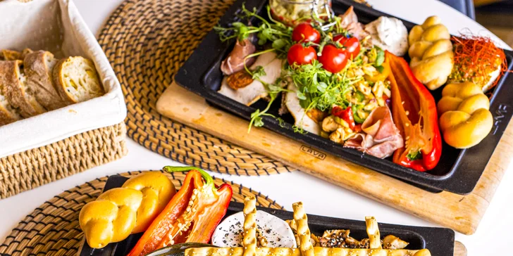 Výjimečný adult-friendly pobyt v designové chatce s privátní saunou a vířivkou