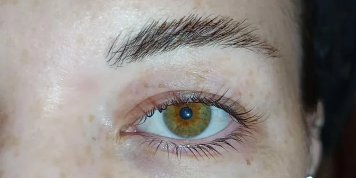 Rozmazlete sebe i svou pleť: hydratační či anti-age ošetření, lifting řas nebo laminace obočí