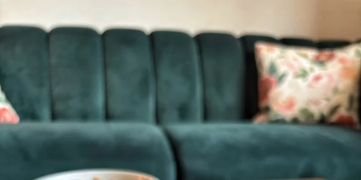 Degustace vína či nealko vína vč. tapas a výkladu, pro 1 i 2 osoby