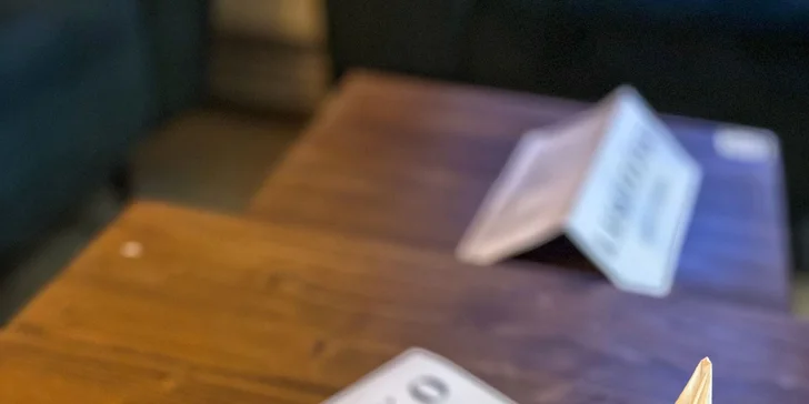 Degustace vína či nealko vína vč. tapas a výkladu, pro 1 i 2 osoby