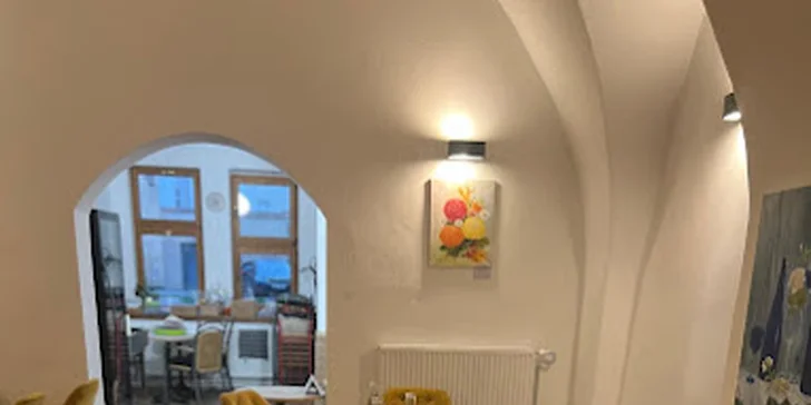 Degustace vína či nealko vína vč. tapas a výkladu, pro 1 i 2 osoby