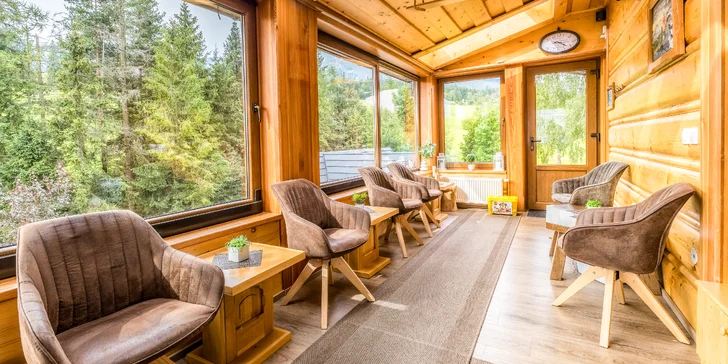 Ubytování v kouzelné chaloupce ve Ždiaru se snídaní a možností wellness