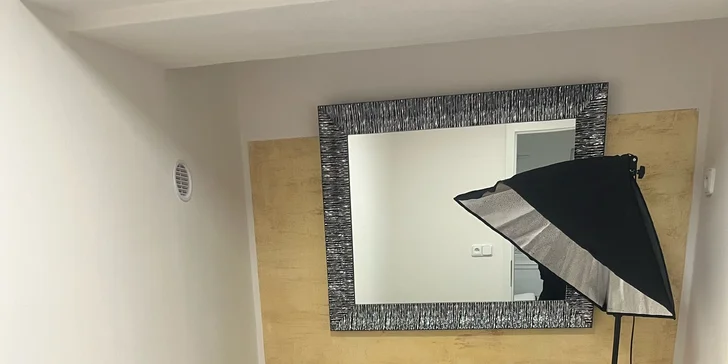 Laminace řas či obočí, hloubkové čištění pleti i péče za použití galvanické žehličky