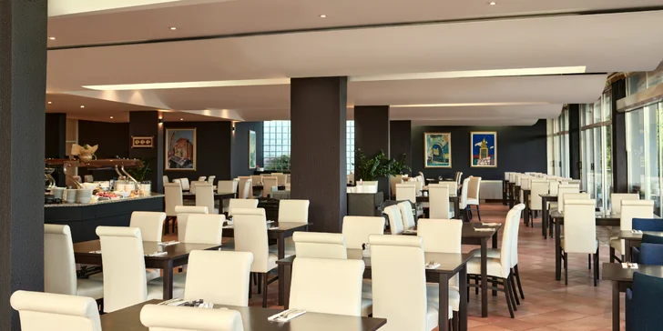 Istrie: 4* hotel s bazénem a wellness, skvělá poloha u pláže i dobré jídlo